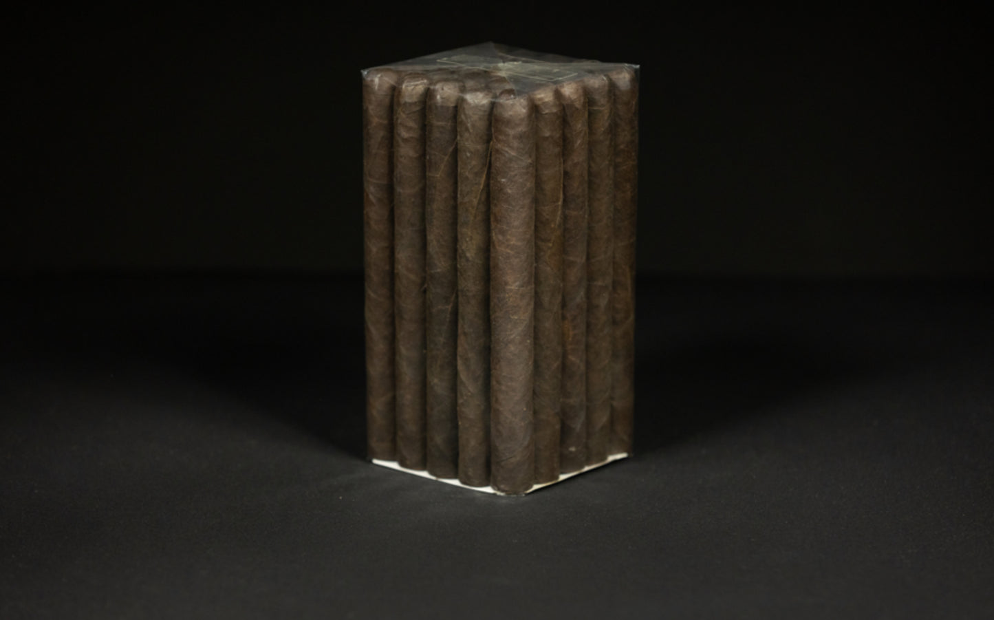 Churchill 7 x 48